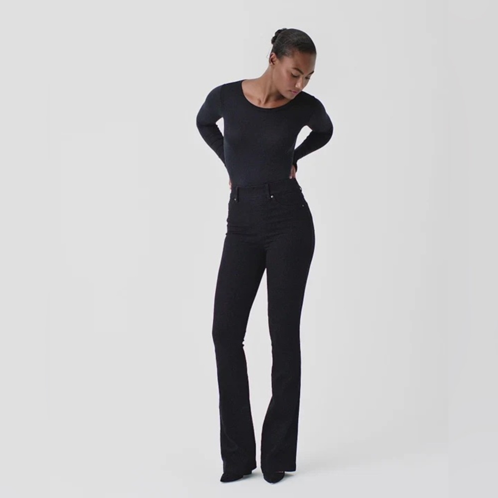 SPANX Pull On Black Flare Jeans Women’s Size X-Small